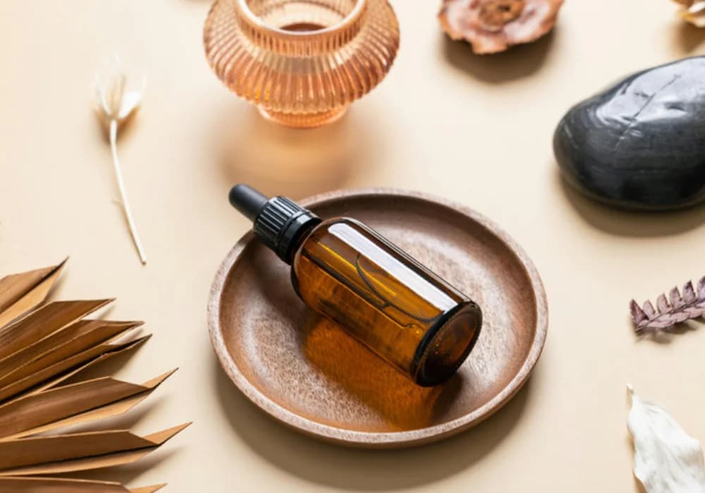 Huiles essentielles et plantes médicinales utilisées en naturopathie à Lambesc.